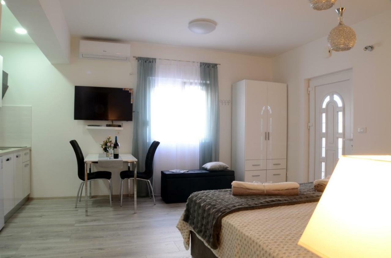 Apartments La Luna Задар Экстерьер фото
